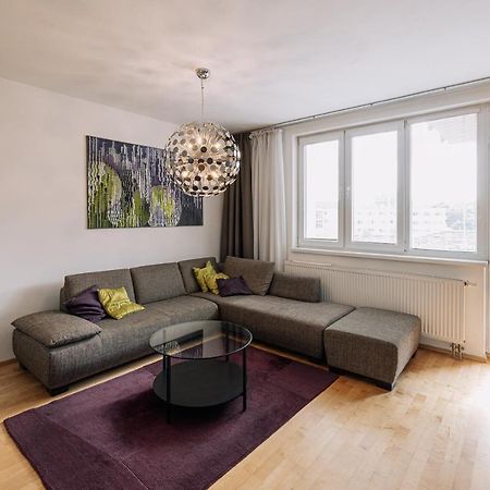 Apartment Family Bratislava Parking Slot Included! Екстериор снимка