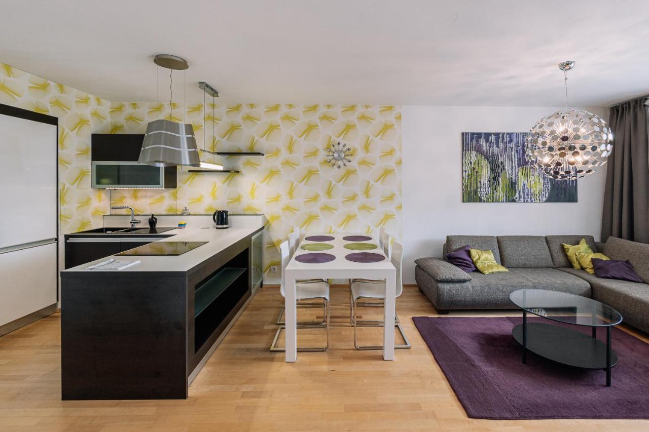 Apartment Family Bratislava Parking Slot Included! Екстериор снимка